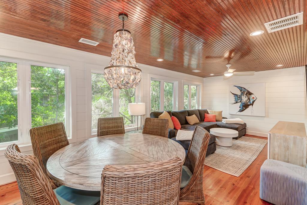 29 Twin Oaks
