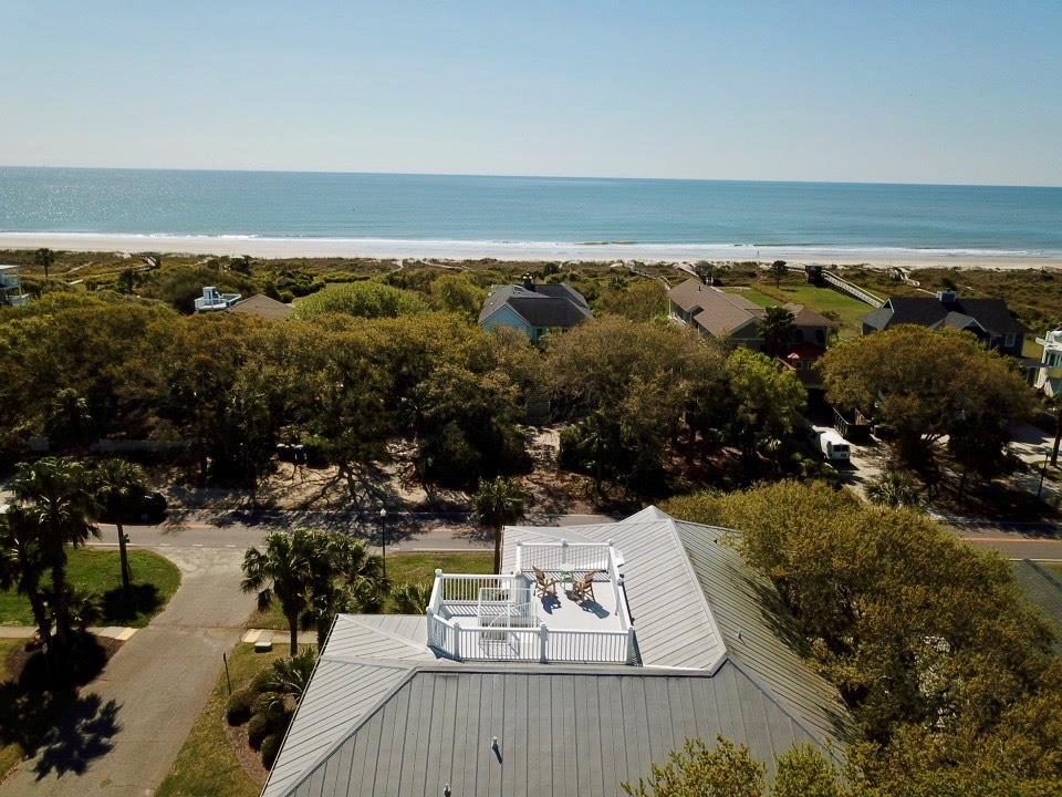 Rooftop Deck