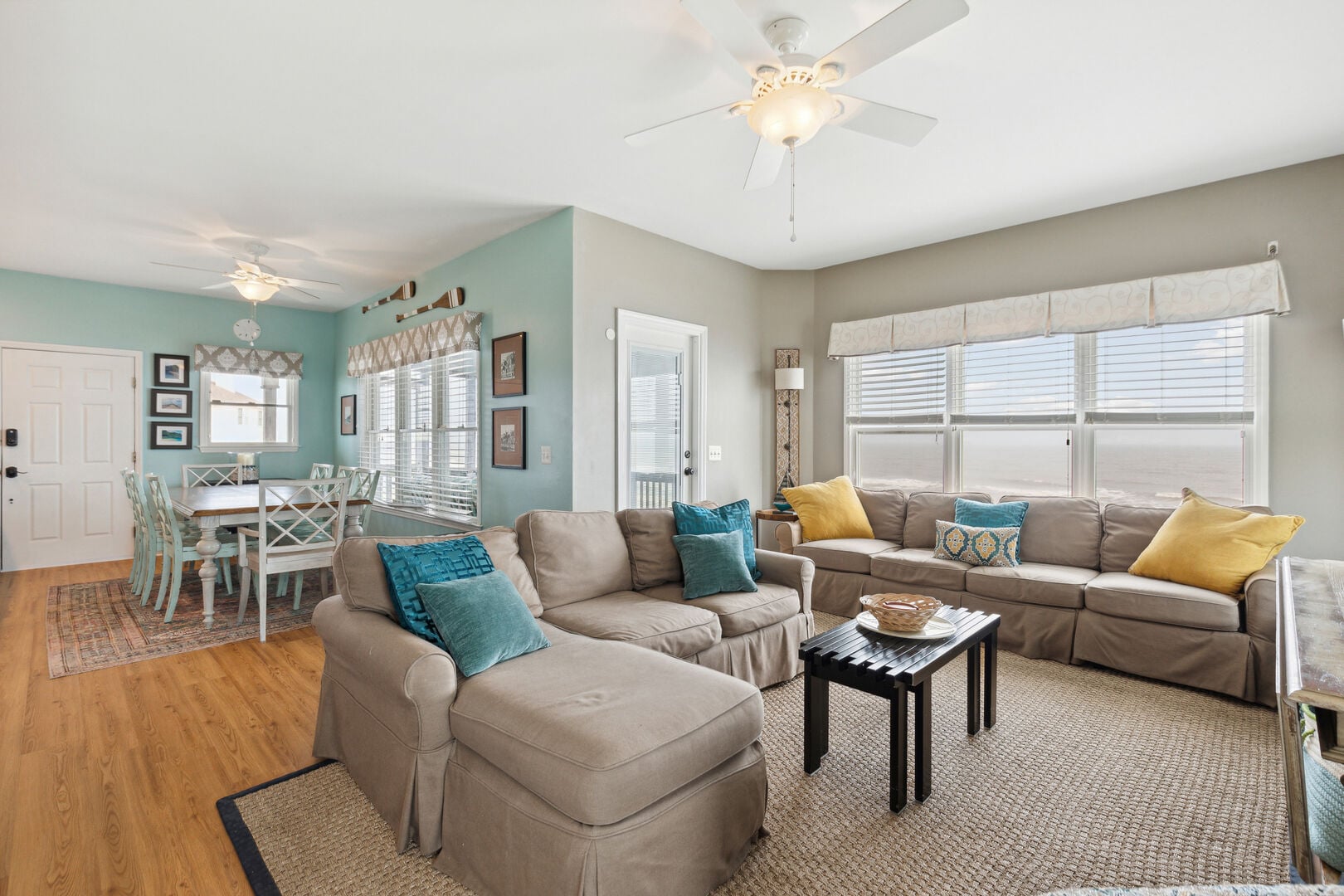 Oceanfront Living Room & Dining Area