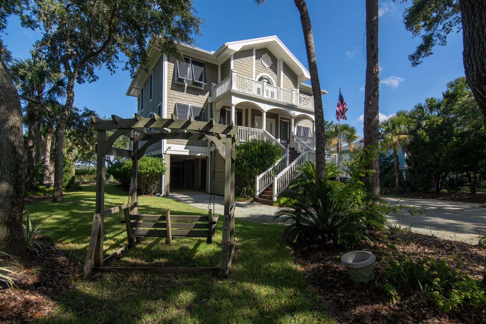 Blue Crab Basin | Photo 3